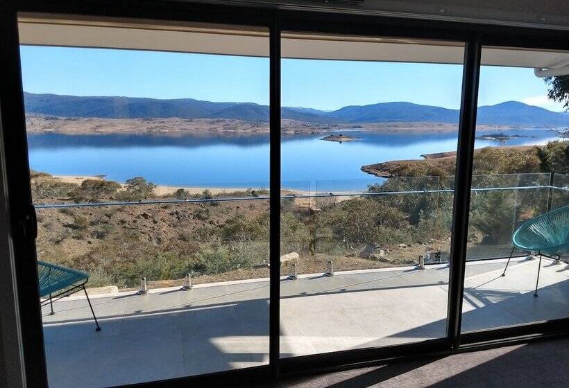 ペンション Willow Bay Lodge