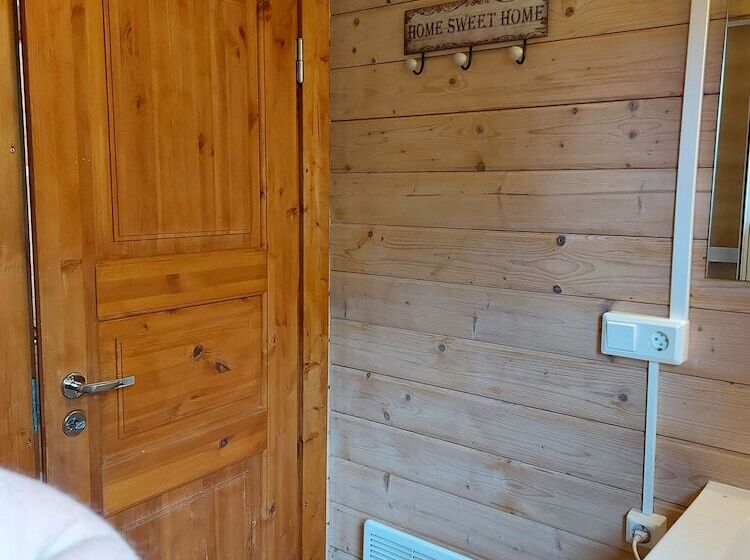 ásgeirsstaðir Cottages