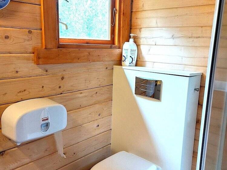 ásgeirsstaðir Cottages