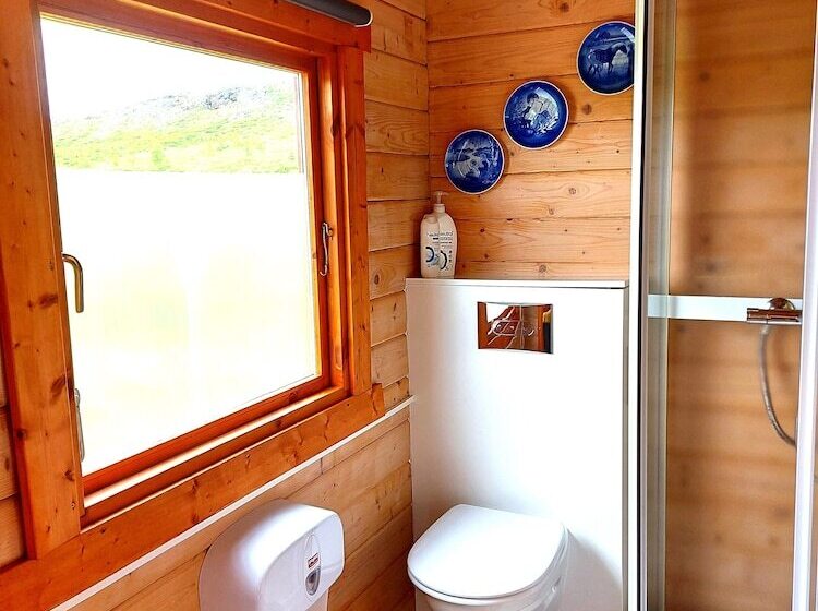 ásgeirsstaðir Cottages