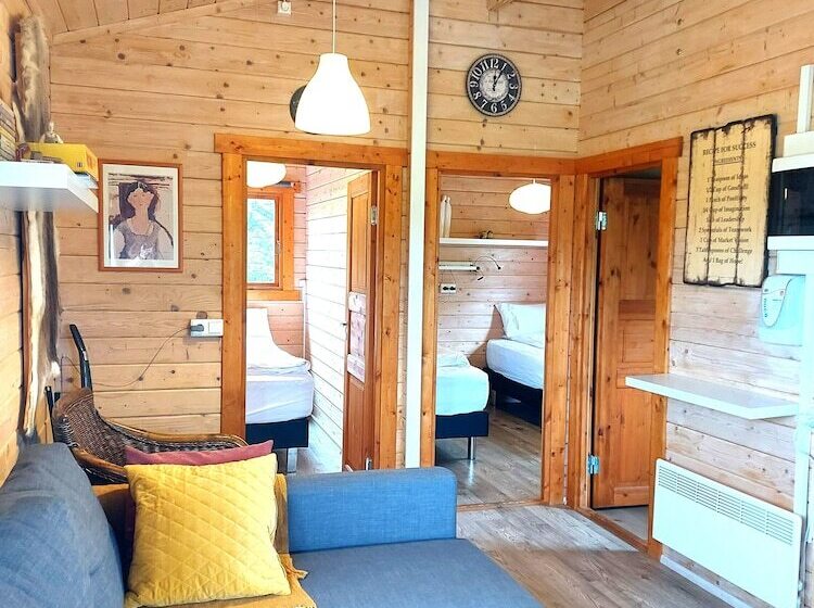 ásgeirsstaðir Cottages