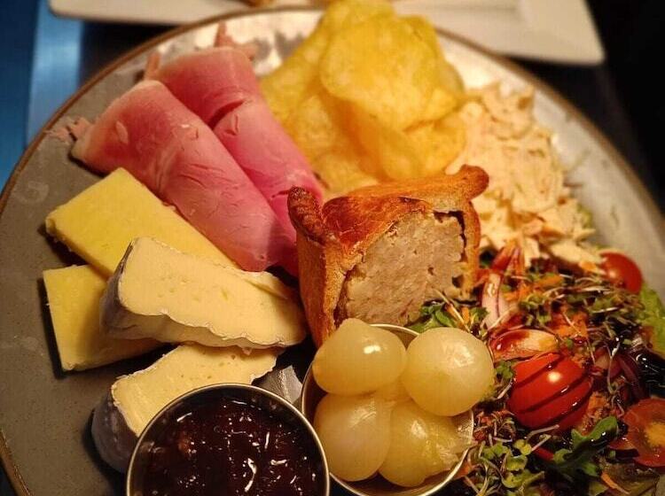 The Cheshire Cheese Inn