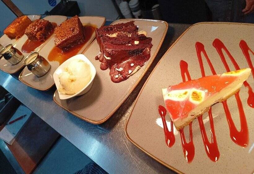 The Cheshire Cheese Inn