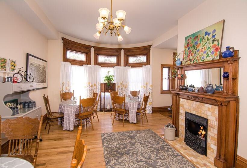 The Levi Deal Mansion Bed & Breakfast