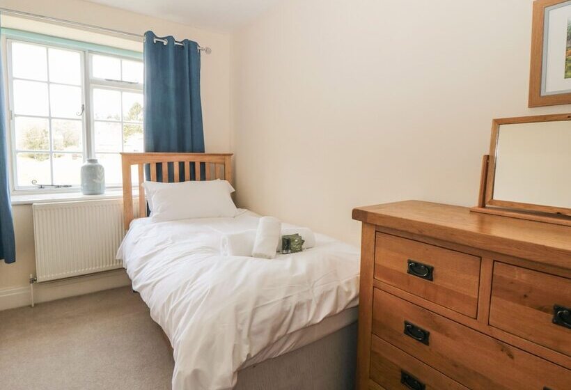 The Old School House