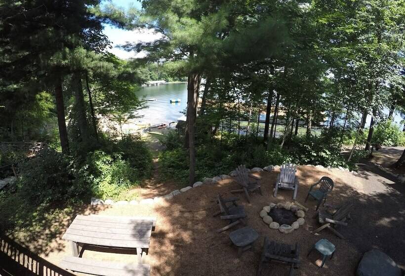 Timber Bay Resort