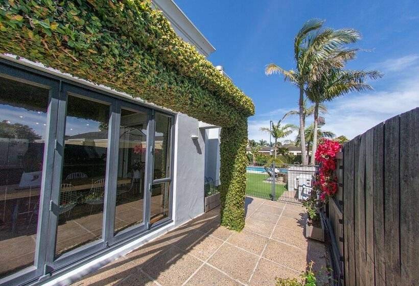 Tuscan Retreat Bed & Breakfast  Adults Only