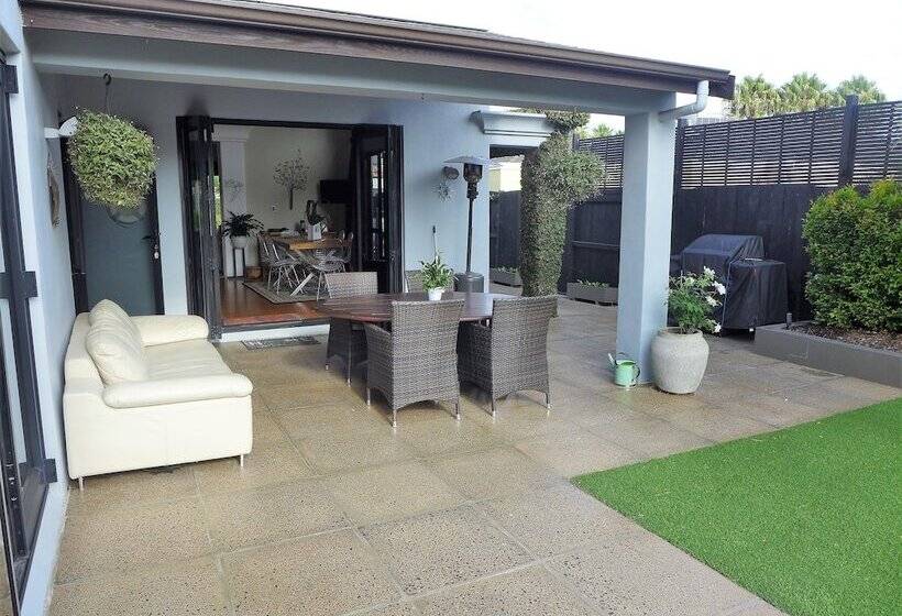 Tuscan Retreat Bed & Breakfast  Adults Only