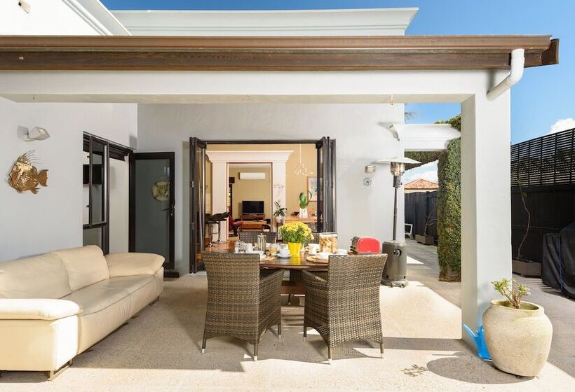 Tuscan Retreat Bed & Breakfast  Adults Only