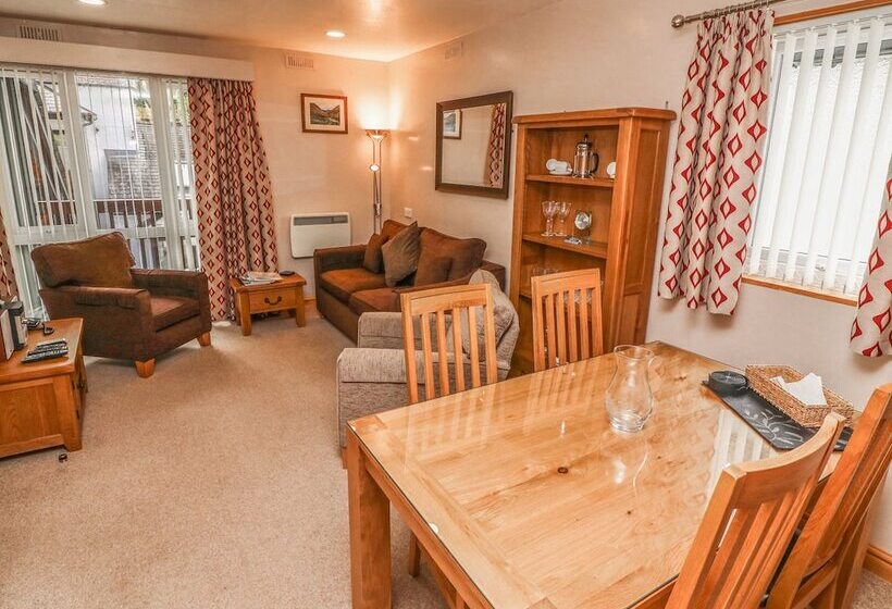 Waterhead Apartment C