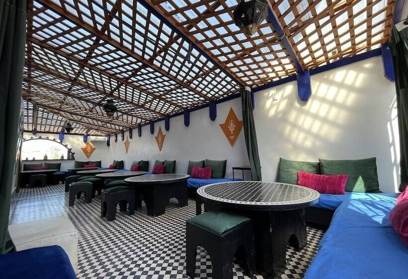 호스텔 Riad Dar Naima Imsouane