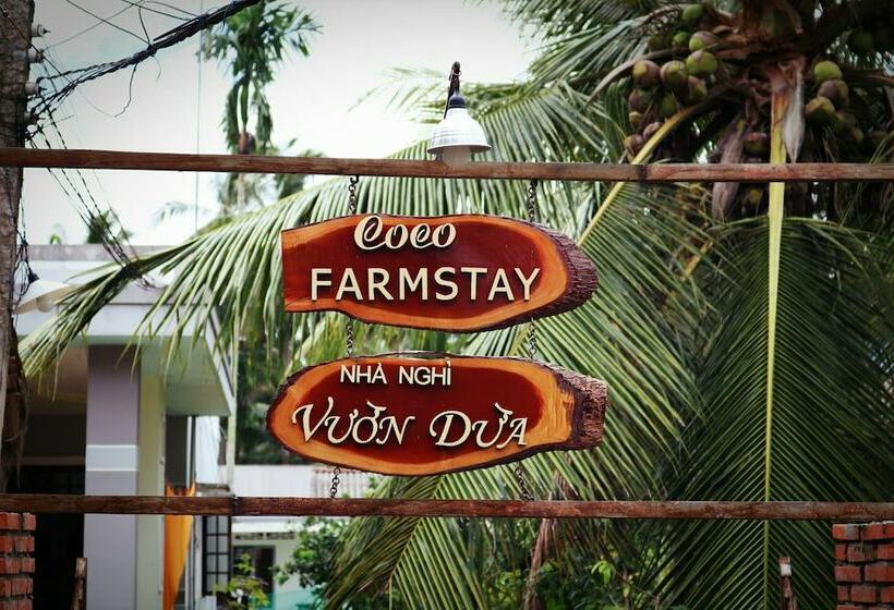 تختخواب و صبحانه Homestay Bentre Coco Lodge