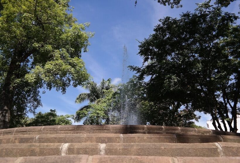 Bed and Breakfast San Gil Casa Colonial