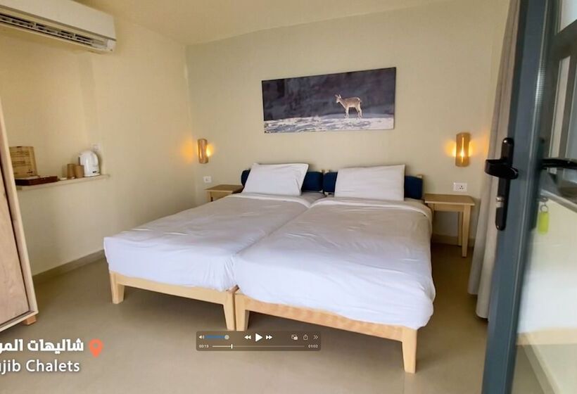 تختخواب و صبحانه Mujib Chalets