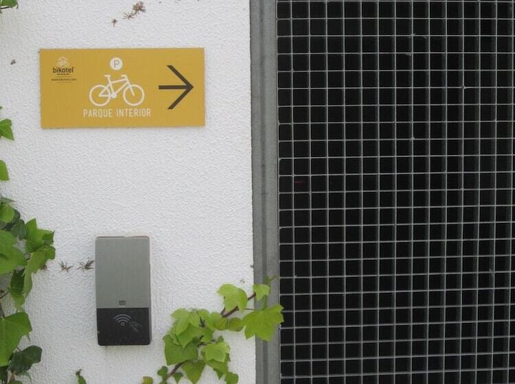 צימר N1 Hostel Apartments & Suites