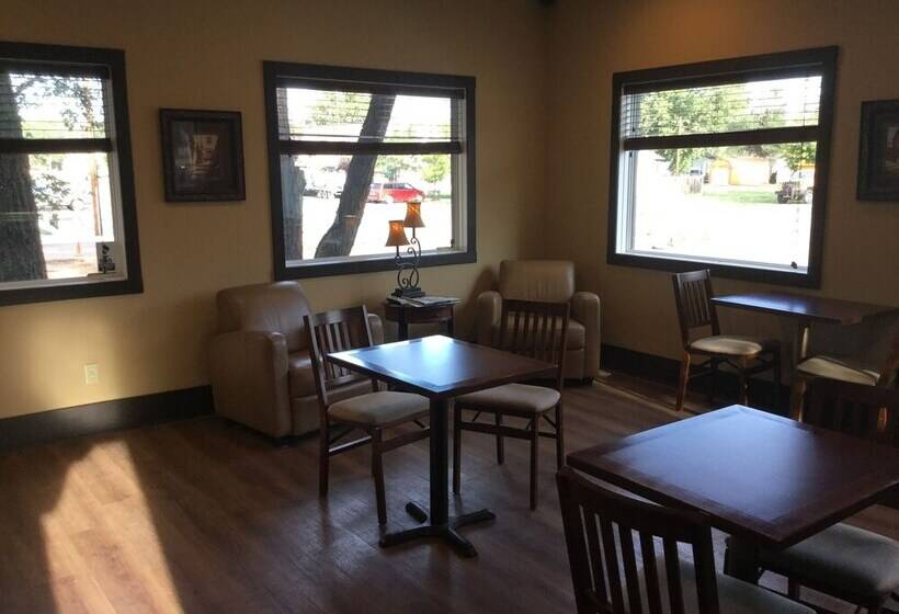 مبيت وإفطار Sagebrush Inn And Suites