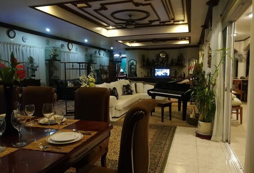 تختخواب و صبحانه The Wilsons  Shangrila