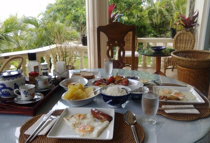 تختخواب و صبحانه The Wilsons  Shangrila