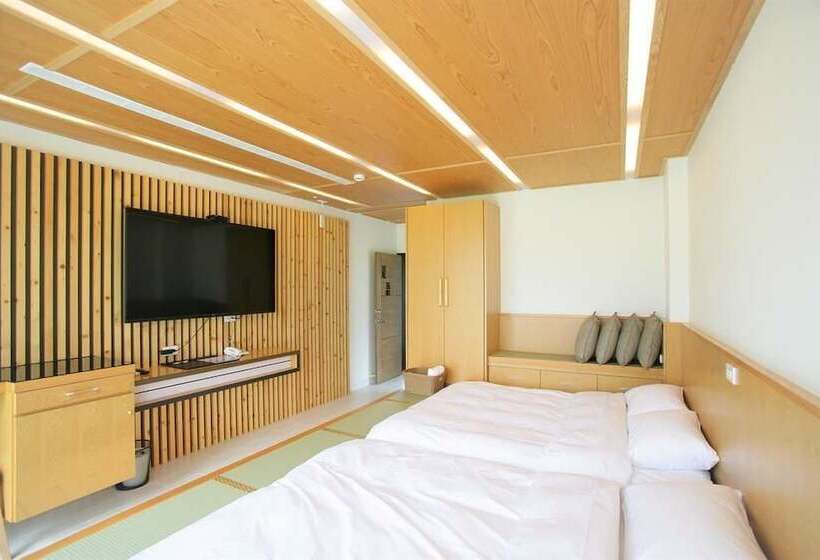 تختخواب و صبحانه Xianel Vacation Chateau