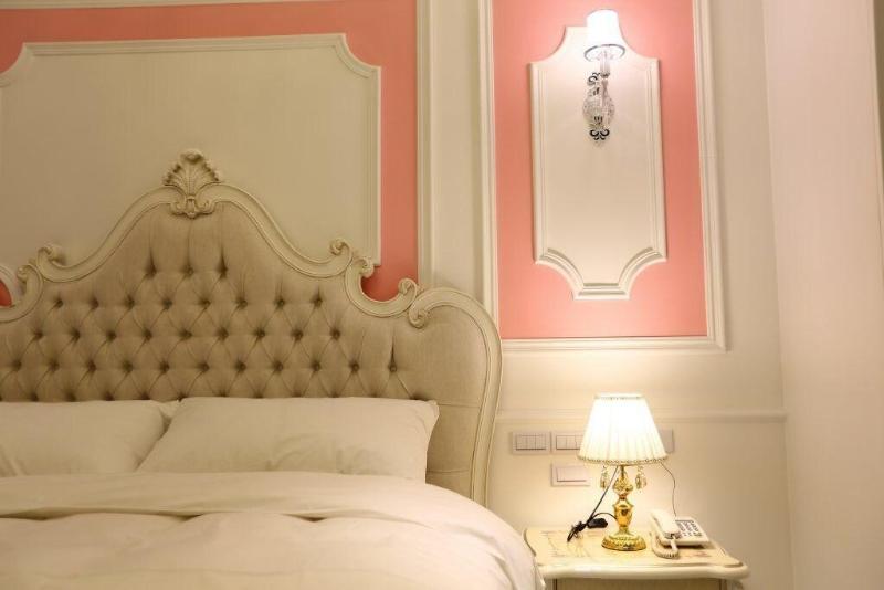 تختخواب و صبحانه Xianel Vacation Chateau