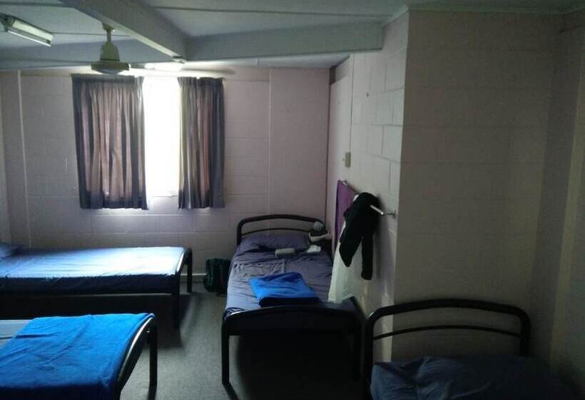 Cairns Girls Hostel