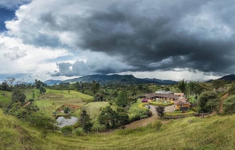 Finca Hotel La Kolorina