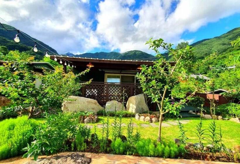 Hadong Sansuae Pension