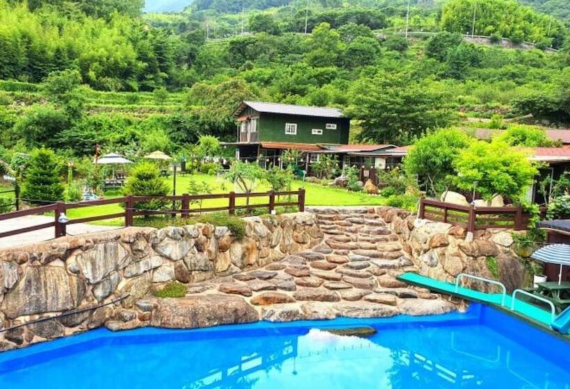 Hadong Sansuae Pension