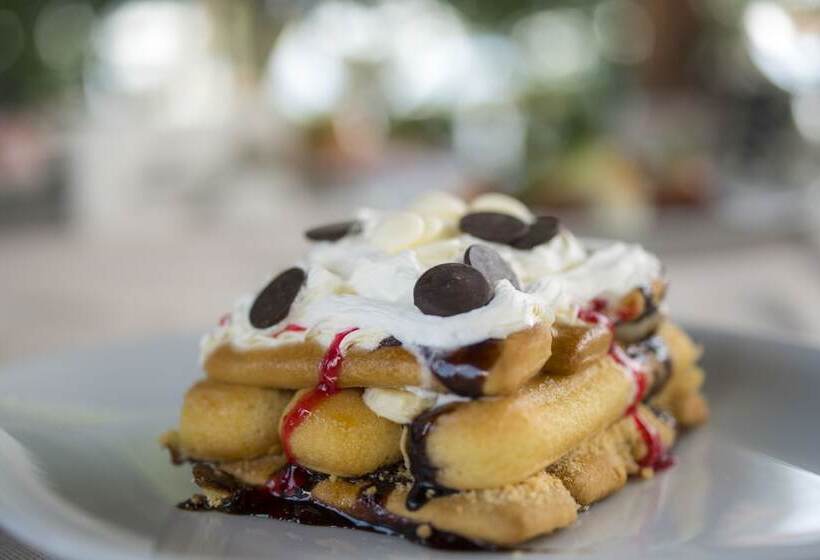 Holiday Resort Pristina