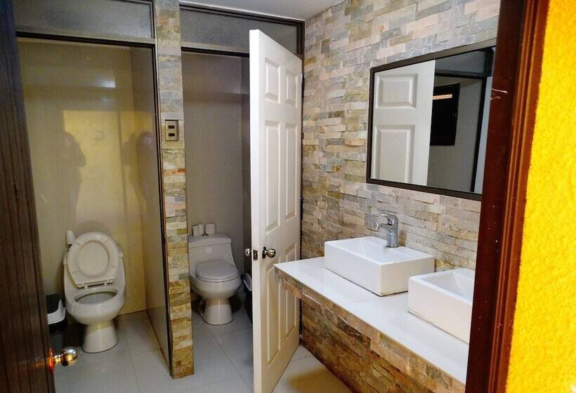 Hostal Pachamama Putre   Hostel