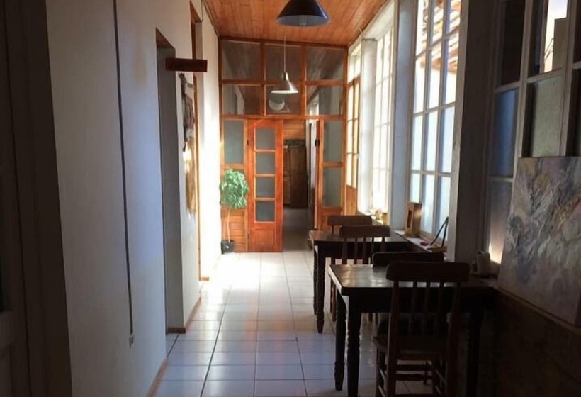 Hostal Rocas Del Maule