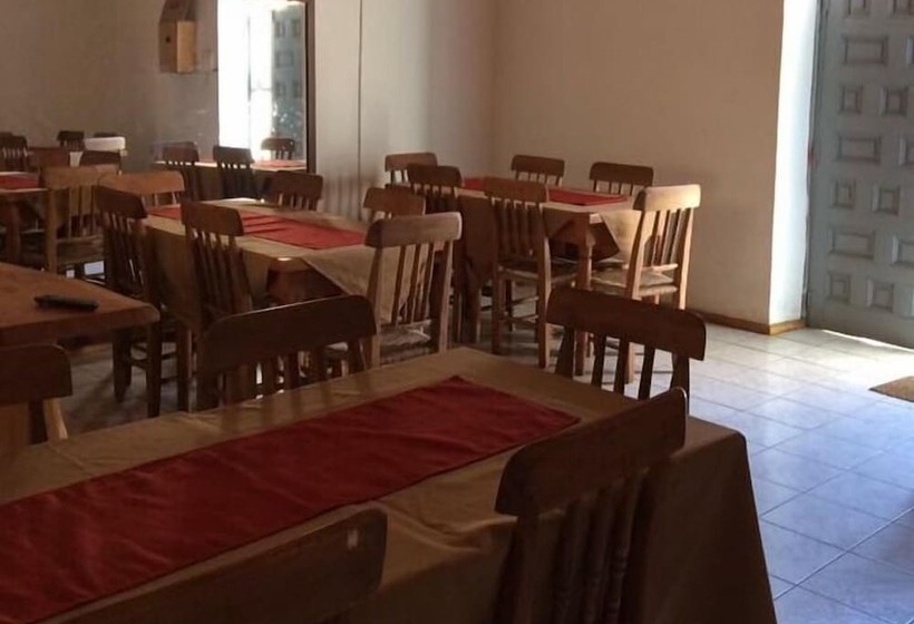 Hostal Rocas Del Maule