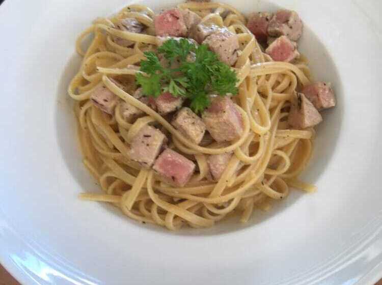 فندق 99 Surf Lodge