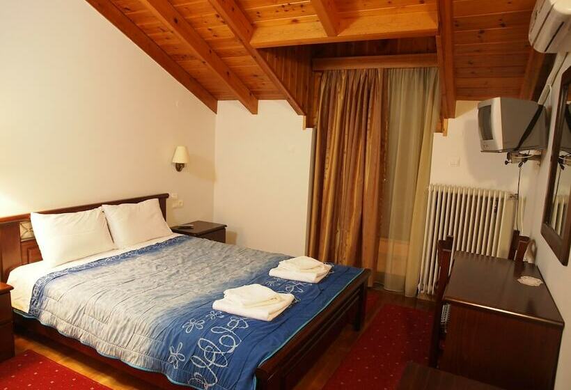 ホテル Archontiko Tzoumerkon