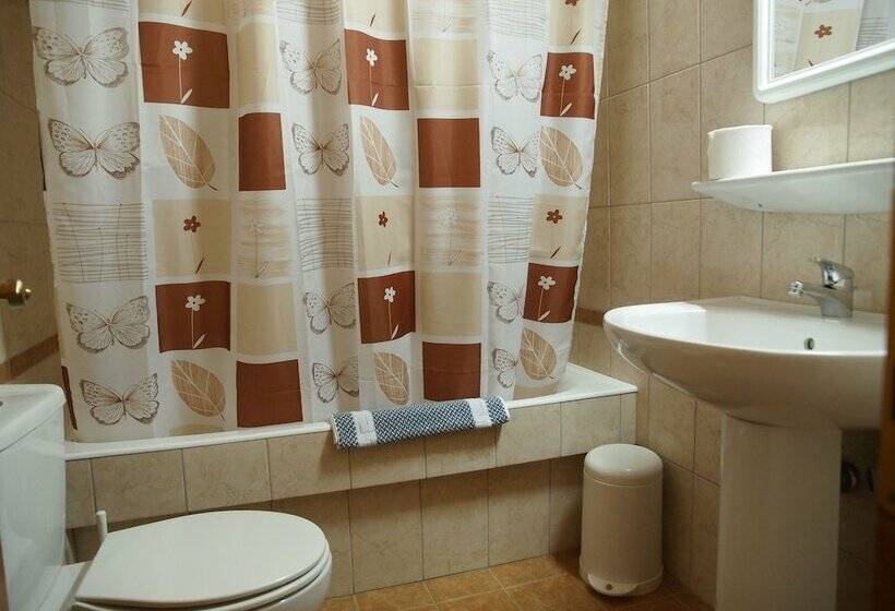 ホテル Archontiko Tzoumerkon