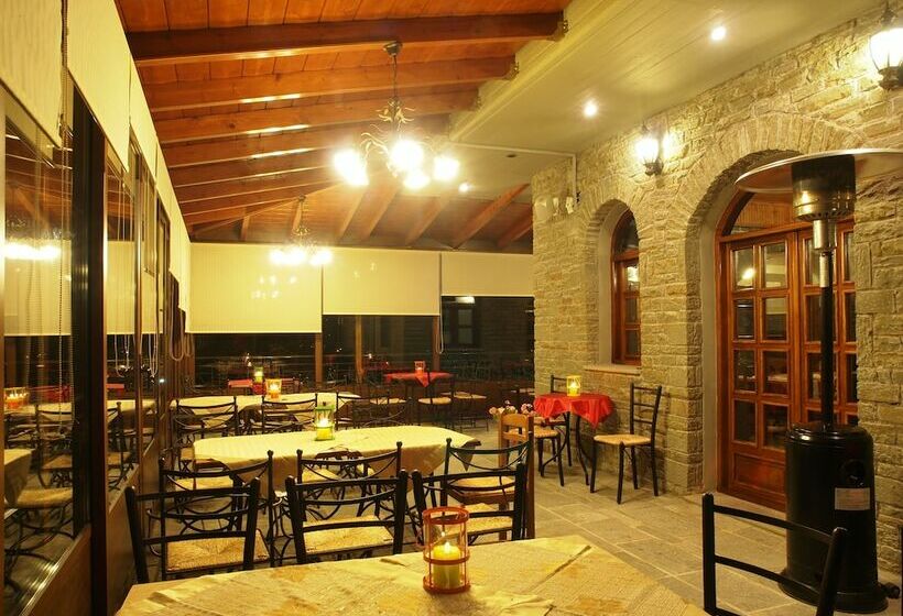 ホテル Archontiko Tzoumerkon