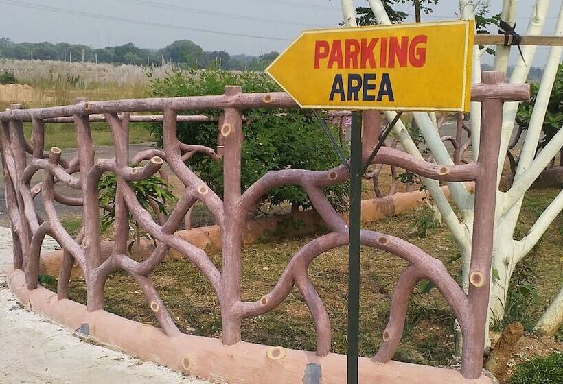 בית מלון כפרי Ashiana Hill View