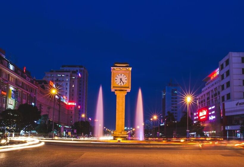 هتل Bacninh Charming