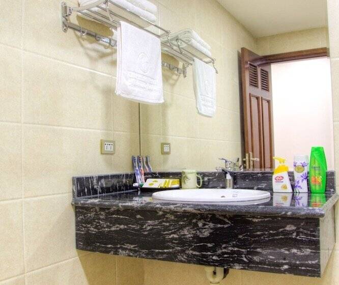 هتل Bacninh Charming