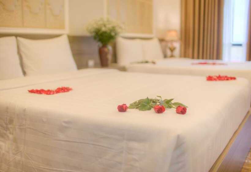 هتل Bacninh Charming