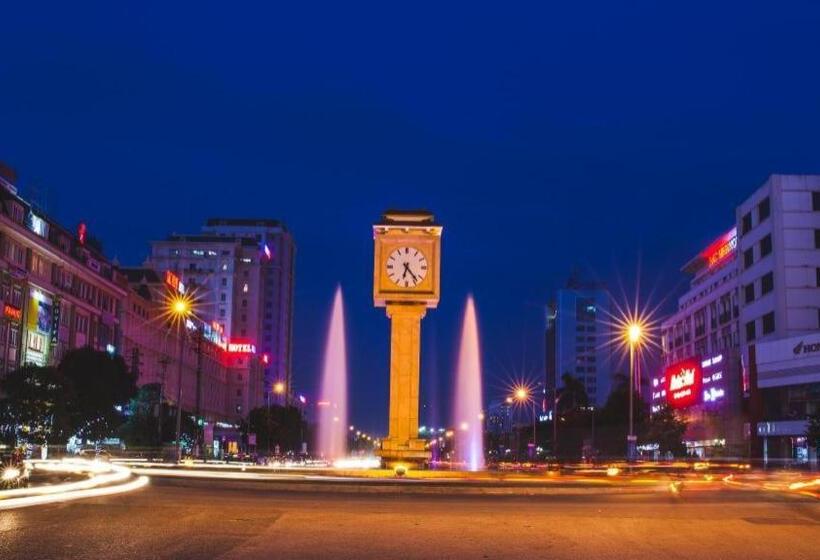 هتل Bacninh Charming