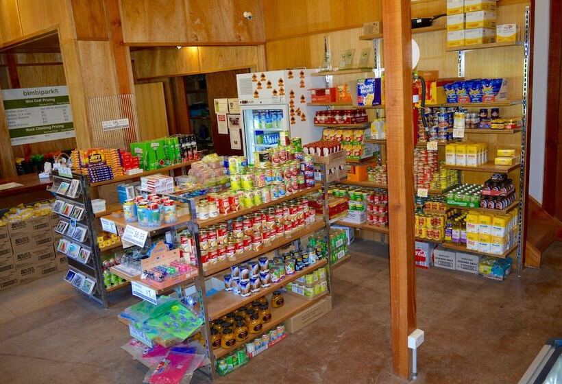 فندق Bimbi Park   Camping Under Koalas