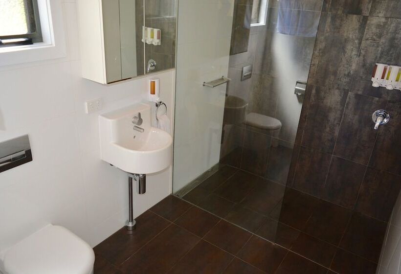 فندق Bimbi Park   Camping Under Koalas