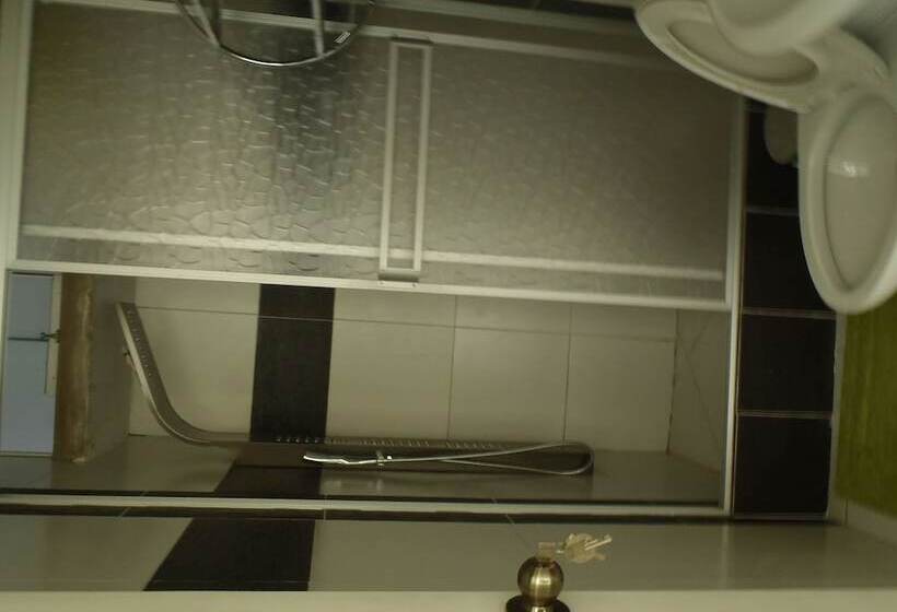 هتل Camaná Suites