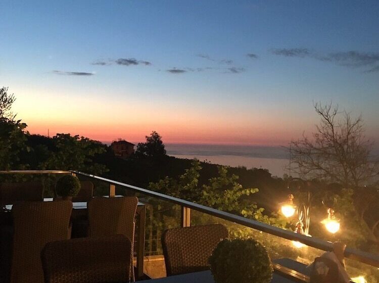 ホテル Deluxe Mavisu