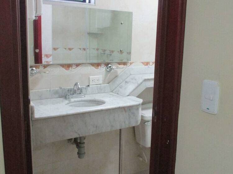 Отель El Caimito