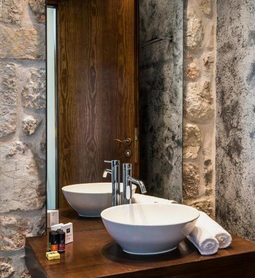 בית מלון כפרי Elafos Spa