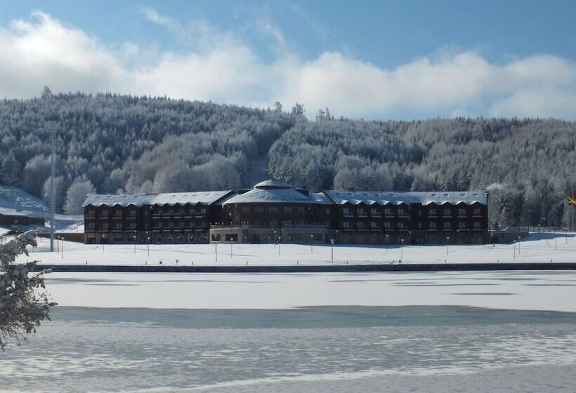 בית מלון כפרי Fenerbahce Topuk Yaylasi Resort & Sport Topuk Yaylası