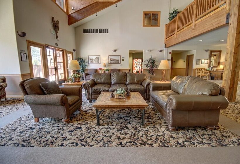 ホテル Hidden River Lodge 5995