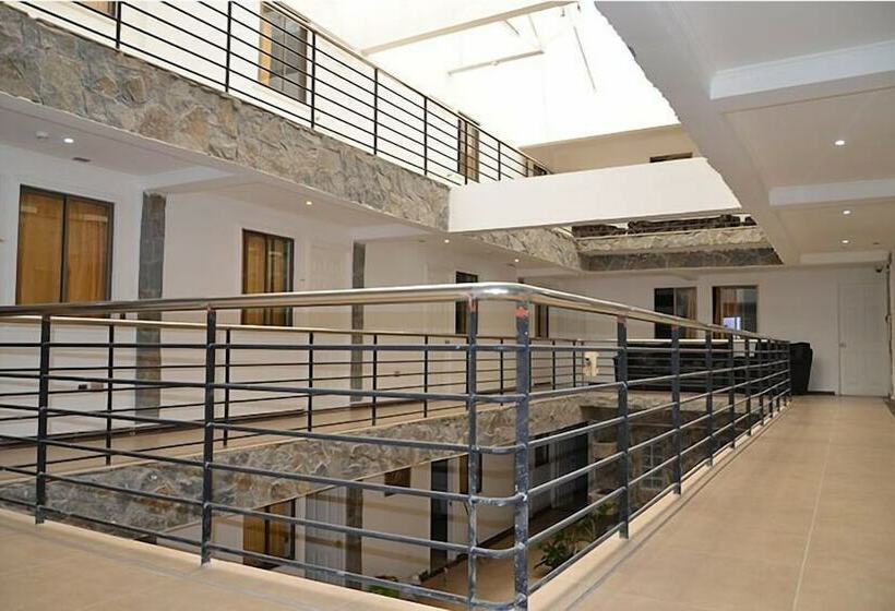 Hotel Hostal Colo Colo